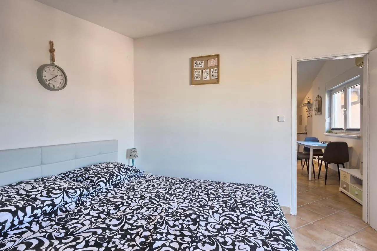 Brijuni Loft Apartment Pula 0*,